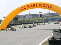 -上赛卡丁车世界