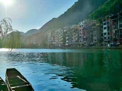 -古城苗家土菜馆(河景餐厅店)