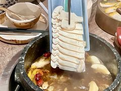 -蘑界·野生菌火锅(深业上城店)