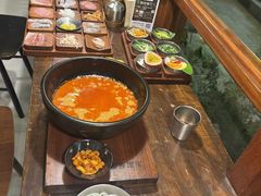 -银米·云南传统过桥米线(双廊黑金冠店)