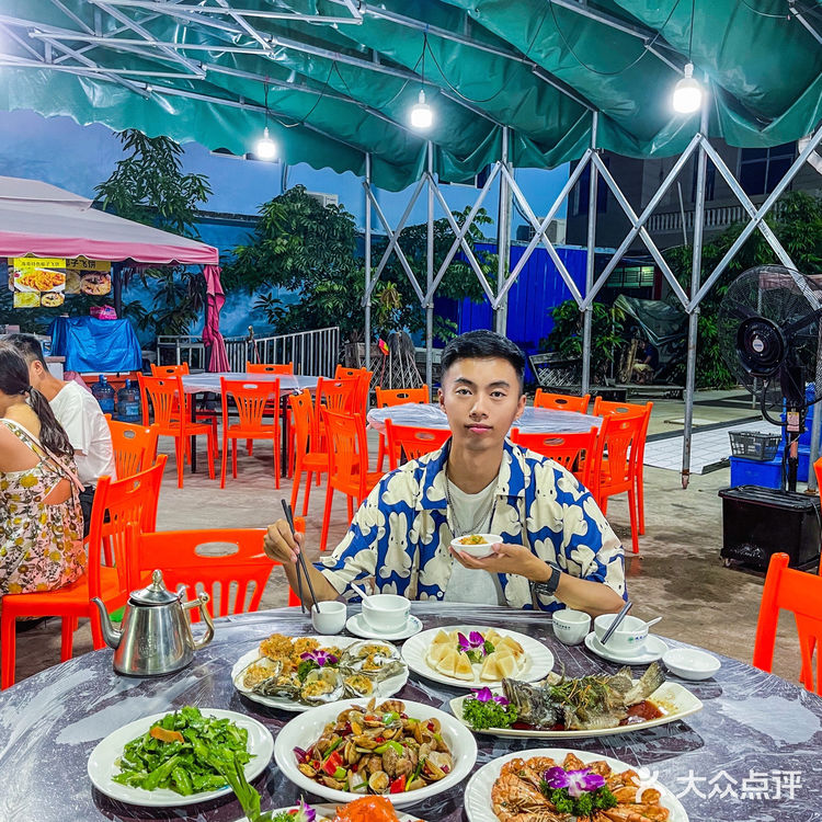 三亚美食｜绝对正宗川味海鲜🦞性价比超高