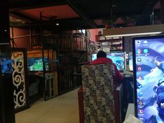 -小魔虎电竞馆·二进制店
