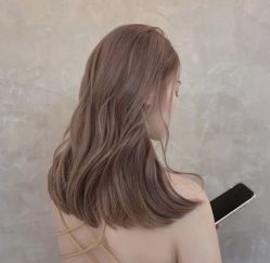 -东秀护肤造型