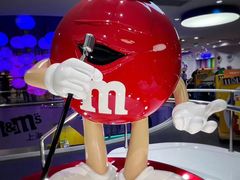 -m豆巧克力世界(上海世茂广场店)