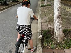 -迪卡侬(观山店)