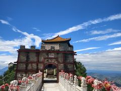 -鸡鸣山旅游风景区