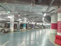 -世纪汇广场-停车场