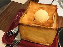 -港丽餐厅(正大店)