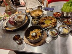 -哈哈碳都·牛肋条无限自助烤肉(台江万达店)