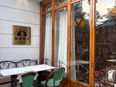 -秘密旅行Bonjour(黑金冠 江南西店)