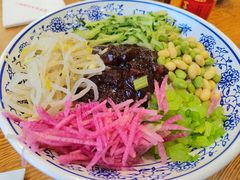 老北京炸酱面-门框胡同百年卤煮(新街口店)