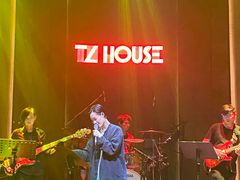 -TZ House音乐现场(来福士中心店)