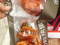 -HOT CRUSH趁热集合·现烤面包(环球港店)