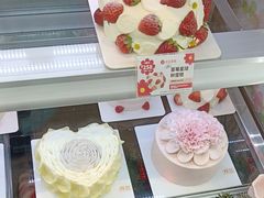 -花花卷卷·鲜食蛋糕(静安久光百货店)