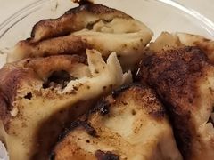 -宝瑞门钉肉饼店