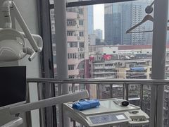 -极光口腔·矫正种植修复(锦江店)