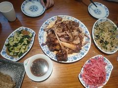 -老天桥酱肉烧饼夹肘子(天桥店)