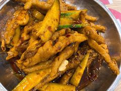 -江城燕子大排档(江汉路步行街店)