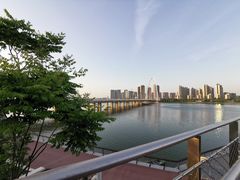 -灞河西岸滨河公园