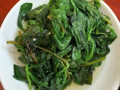 -芦茨金富饭庄·25年老字号·专做稻草鸡