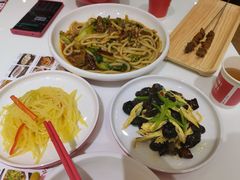 -清真·西域伙伴牛肉面·羊肉串(融创店)