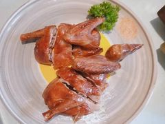 玻璃乳鸽-粤域茶餐厅