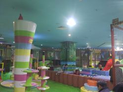 -汤姆小鸟(无锡宝龙广场店)