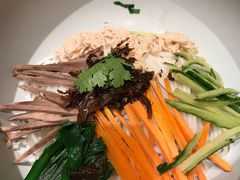 -云海肴·汽锅鸡·云南菜(天山百盛优客店)