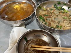 -正宗杨记普洱酸醋米线(总店)
