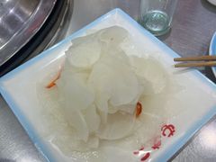 -屯老二农家铁锅炖·行业领军者(梅江店)