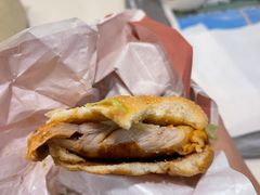 麻酱芝士风味板烧鸡腿堡-麦当劳(宜安广场店)