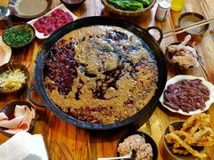 -岗上渣渣老火锅(两路口店)