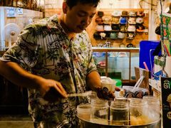 -席娜卡琳火车铁道夜市