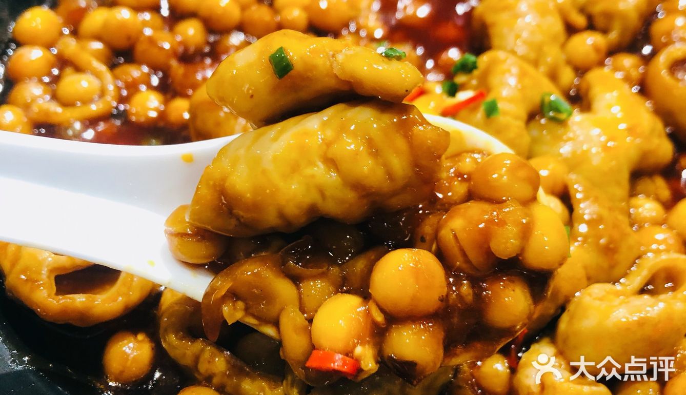 有两道菜主推，下饭又美味
