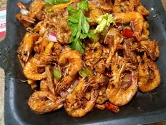 -炭舍干锅·烤鱼(扬名广场店)