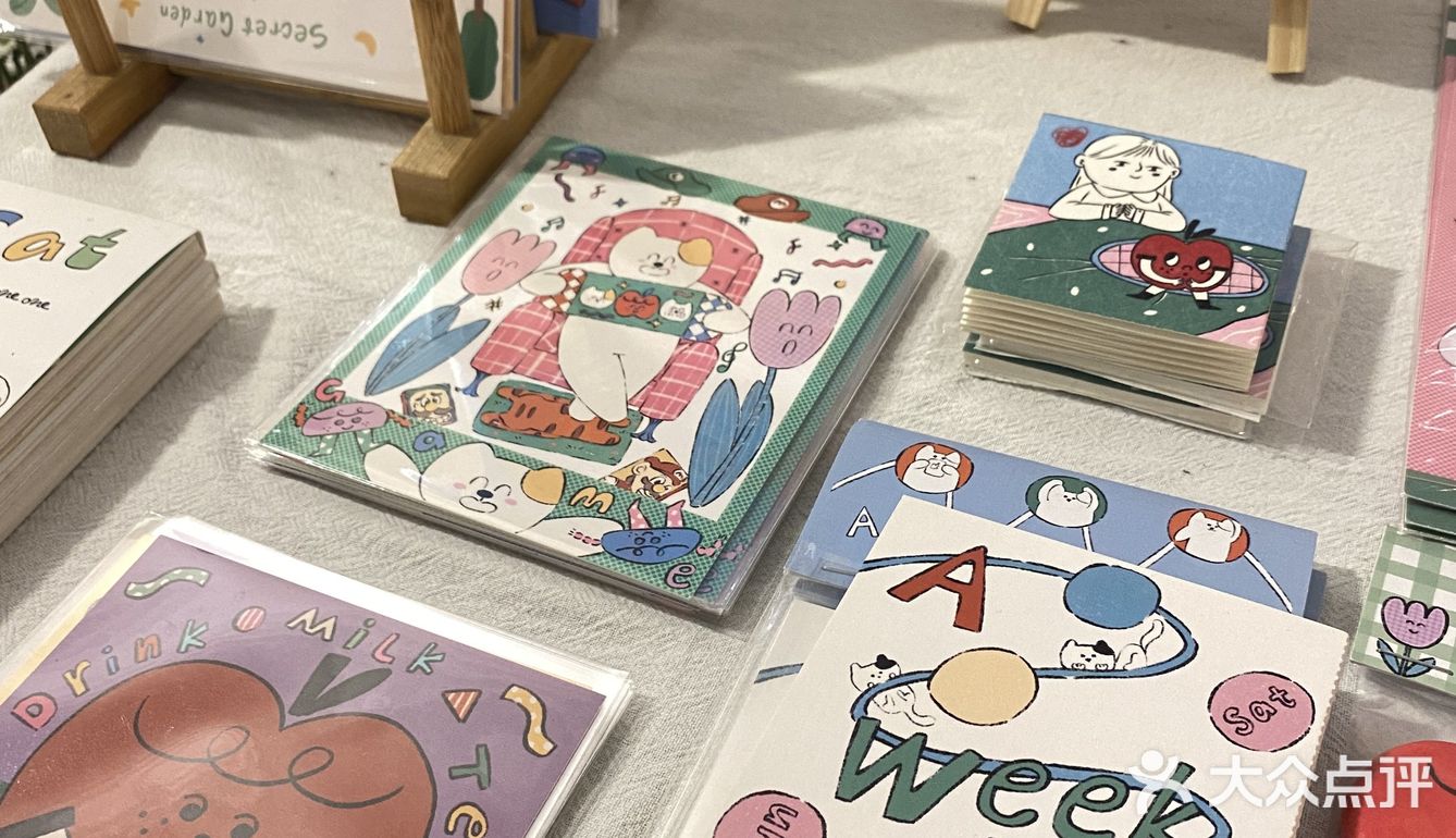 探店｜和闺蜜一起感受咖啡与插画的浪漫