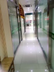 -苗医生专业祛痘·皮肤管理