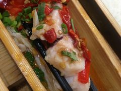 -胡须哥网红竹筒菜