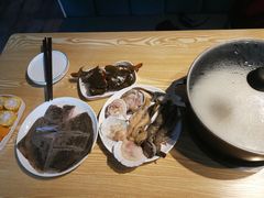 -九万士多港式海鲜粥底火锅(回龙观店)