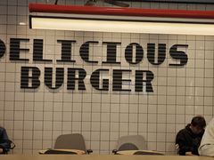 -麦当劳(深圳北站高铁店)