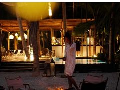 -海南清水湾莱佛士酒店