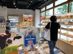 -85度C(生甜甜圈研究工坊·上海平凉店)