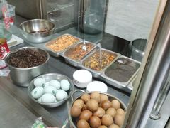 -安艳大世界包子铺