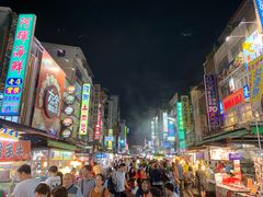 -六合夜市