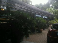 -火车头法国西餐厅