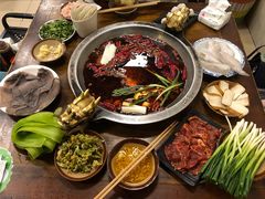 -黄潇洒老火锅(九眼桥宏济巷店)