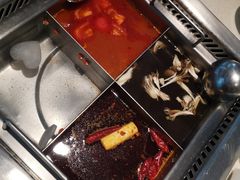-海底捞火锅鲜切牛肉主题店(长寿路店)