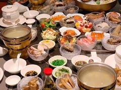 -半岛翡丽海鲜自助餐厅(观风亭店)