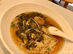 咸菜肉丝面-百事佳烧鸭牛腩(上海虹桥站店)