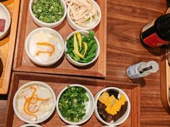 -良米山·云南野生菌过桥米线(上海首店)